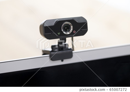 Webcam attached to laptop 65007272