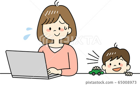  一位母親在遠程工作中難以與孩子交談 65008973