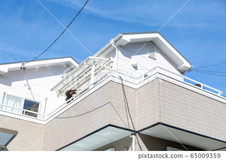 房屋外牆粉刷，陽台清潔 65009359