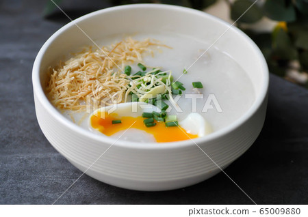 rice gruel, rice porridge or congee 65009880