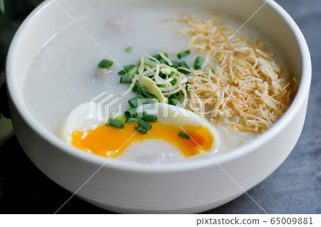rice gruel, rice porridge or congee 65009881