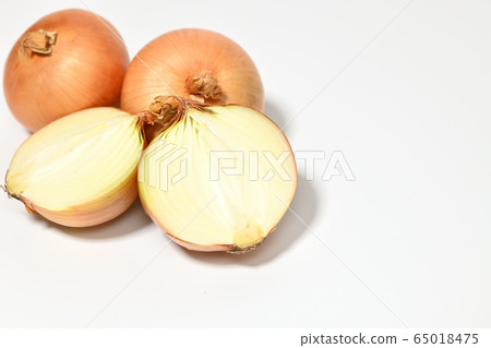 Vegetables onions Vegetables onions 65018475