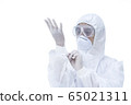 a doctor wearing protective suit  65021311