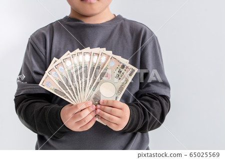 Child-rearing allowance for children having 100,000 yen 65025569