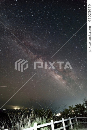 四月銀河系 65025679