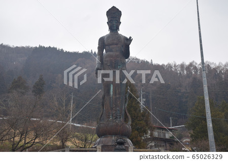 World peace kannon 65026329