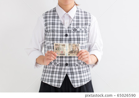 一名銀行職員的女人有100萬日元。 65026590