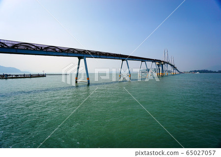 Landscape of Gao-do, Nau-gang footbridge, and Gangjin Bay, Gangjin-gun, Jeollanam-do Landscape of Gao-do, Nau-gang footbridge, and Gangjin Bay, Gangjin-gun, Jeollanam-do 65027057