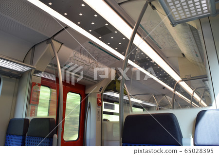 Inside the Frankfurt suburban train (S-Bahn) 65028395