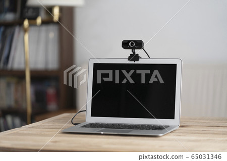 帶攝像頭的筆記本電腦 65031346