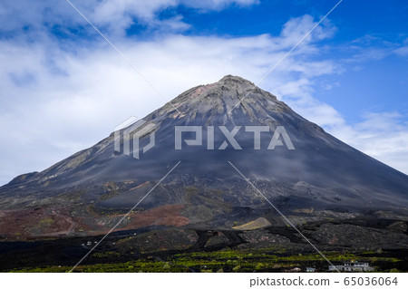 Pico do Fogo, Cha das Caldeiras, Cape Verde 65036064