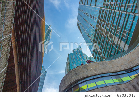 High-rise buildings in downtown Seoul High-rise buildings in downtown Seoul 65039013