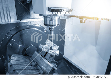 The 5 axis CNC milling machine. The 5 axis CNC milling machine. 65042979