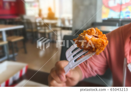 Fried chicken pop nuggets ready to eat Fried chicken pop nuggets ready to eat 65043213