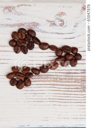 Connection share symbol made of coffee beans. 65047876