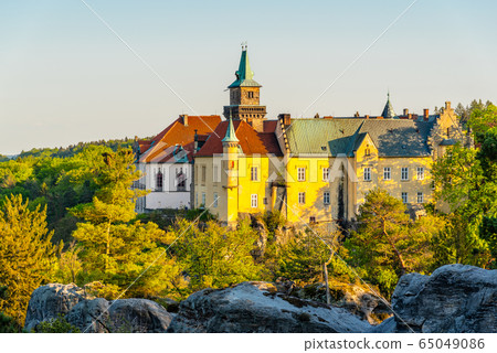 Hruba skala castle built on the top of sandstone rocks. Bohemian Paradise, Czech: Cesky raj, Czech Republic Hruba skala castle built on the top of sandstone rocks. Bohemian Paradise, Czech: Cesky raj, Czech Republic 65049086