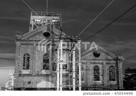 Manda Pit Monochrome [Arao City, Kumamoto Prefecture] 65054499