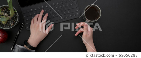 Overhead shot of female entrepreneur working on 65056285