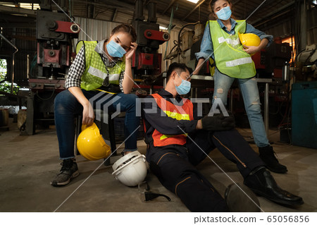 Factory workers with face mask protect from Factory workers with face mask protect from 65056856