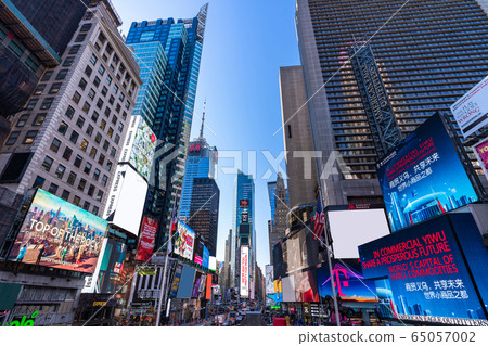 "New York" Times Square, the center of the world 65057002