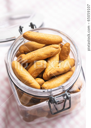 Mini bread sticks Mini bread sticks 65059107