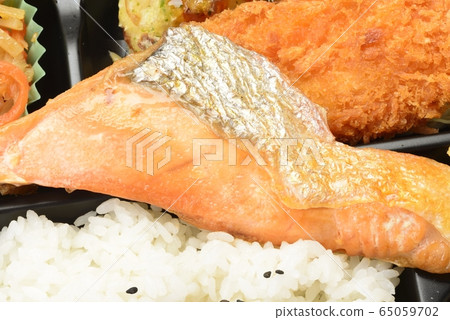 搖搖午餐 搖搖午餐 65059702