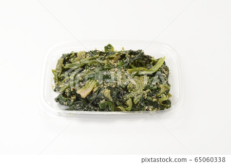 Sesame with spinach 65060338