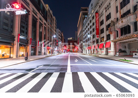 《Tokyo》Tokyo where people disappeared, Nihonbashi Muromachi, a self-restraint mood 《Tokyo》Tokyo where people disappeared, Nihonbashi Muromachi, a self-restraint mood 65063093