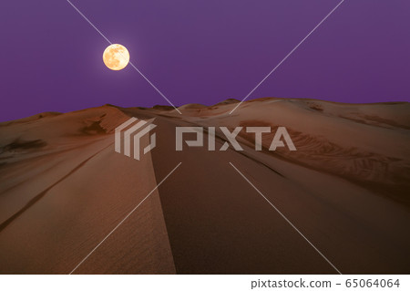 Amazing views of the Sahara desert under the full moon 65064064