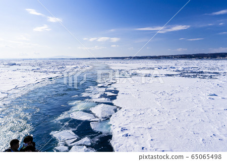 鄂霍次克海流冰船 鄂霍次克海流冰船 65065498