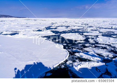 鄂霍次克海流冰船 鄂霍次克海流冰船 65065504