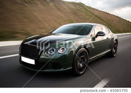 Black business class luxury car Black business class luxury car 65065795