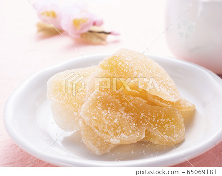 Ginger sugar 65069181