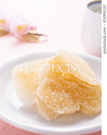 Ginger sugar 65069182