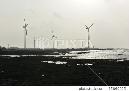 Sinchang Beach, Wind Power Plant, Beach 65069925