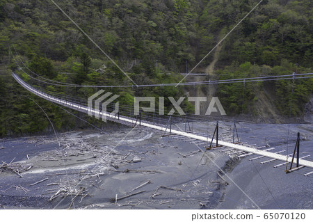Hatanagi Suspension Bridge 65070120