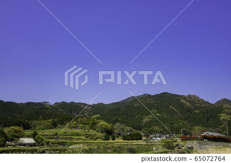 岡山縣津山市，從鴨友市下津河上眺望小峽山 65072764