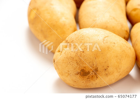 New potato (make-in). New potato (make-in). 65074177