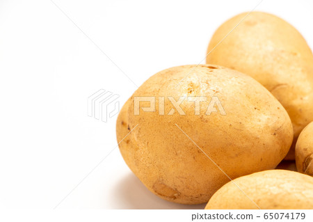 New potato (make-in). New potato (make-in). 65074179