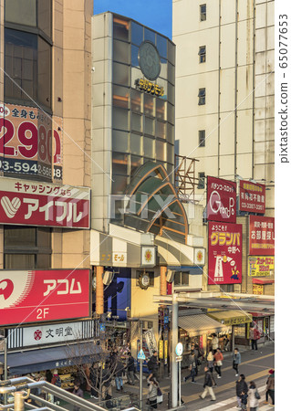 [東京/中野]中野太陽購物中心購物街入口，通往中野百老匯 65077653