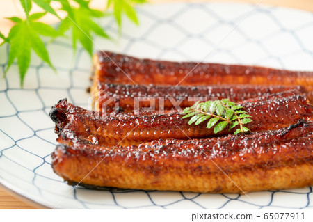 紅燒鰻魚 65077911
