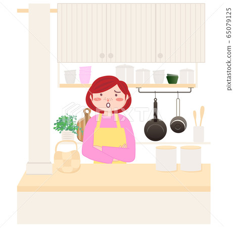 家庭主婦擔心在廚房做飯 65079125