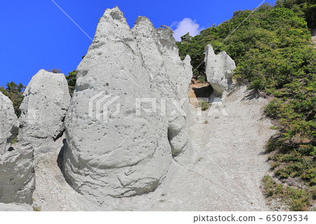 [Aomori Prefecture] Shimokita Peninsula Quasi-National Park Hotokegaura 65079534