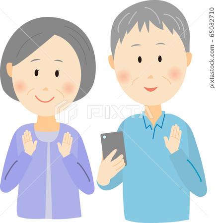 Smartphone senior video call Smartphone senior video call 65082710