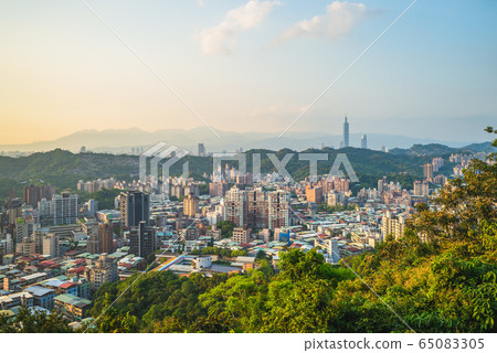 Panoramic view of Taipei City, taiwan 65083305
