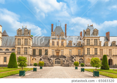 Palace of Fontainebleau near Paris in France 65083320