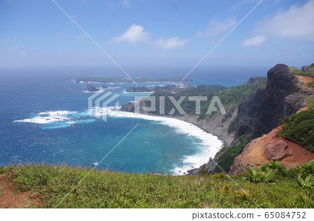 Cape seen from Chihiroiwa (Heart Rock) in the south of Chichijima, Ogasawara Islands Cape seen from Chihiroiwa (Heart Rock) in the south of Chichijima, Ogasawara Islands 65084752