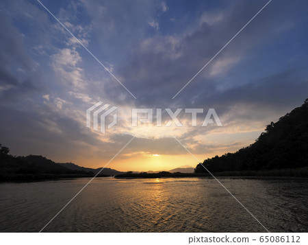 Sun Moon Lake at dusk, Nantou, Taiwan 65086112