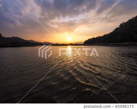 Sun Moon Lake at dusk, Nantou, Taiwan 65086173
