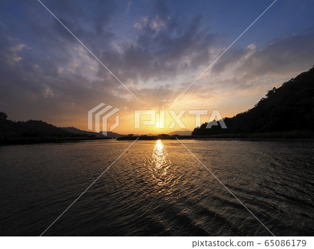 Sun Moon Lake at dusk, Nantou, Taiwan 65086179